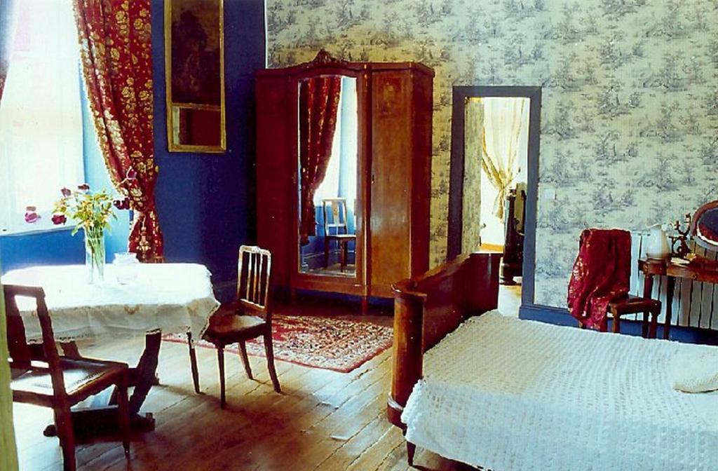 Chambres D'Hotes Du Chateau De Saint Sulpice La Sauvetat-sur-Lède Oda fotoğraf